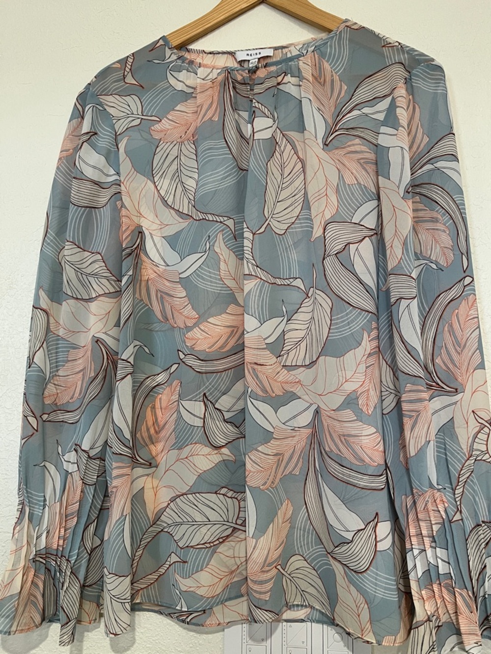 Reiss sheer leaf print blouse with Long-Sleeves - Picture 2 of 10